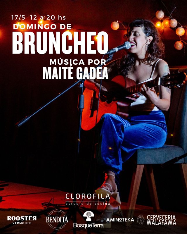 Bruncheo de domingo y músicas de cantautora