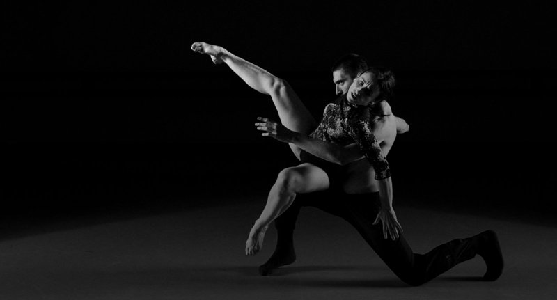 DANZA: PROCESO AL DESNUDO